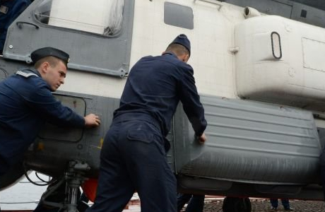 К Дню Победы заложат два вертолетоносца