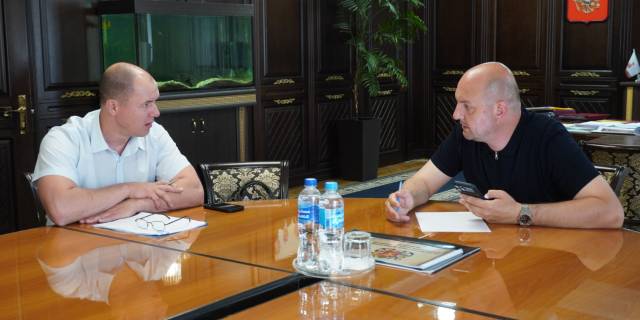 Иван Кошель обсудил срыв графиков вывоза мусора