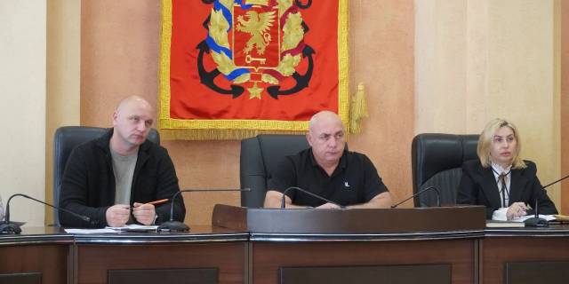 Заместитель главы администрации Олег Шевченко провёл аппаратное совещание